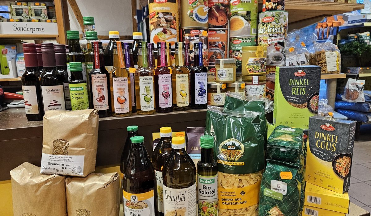 Regionale Lebensmittel, Essig, Honig, Nudeln und vieles mehr